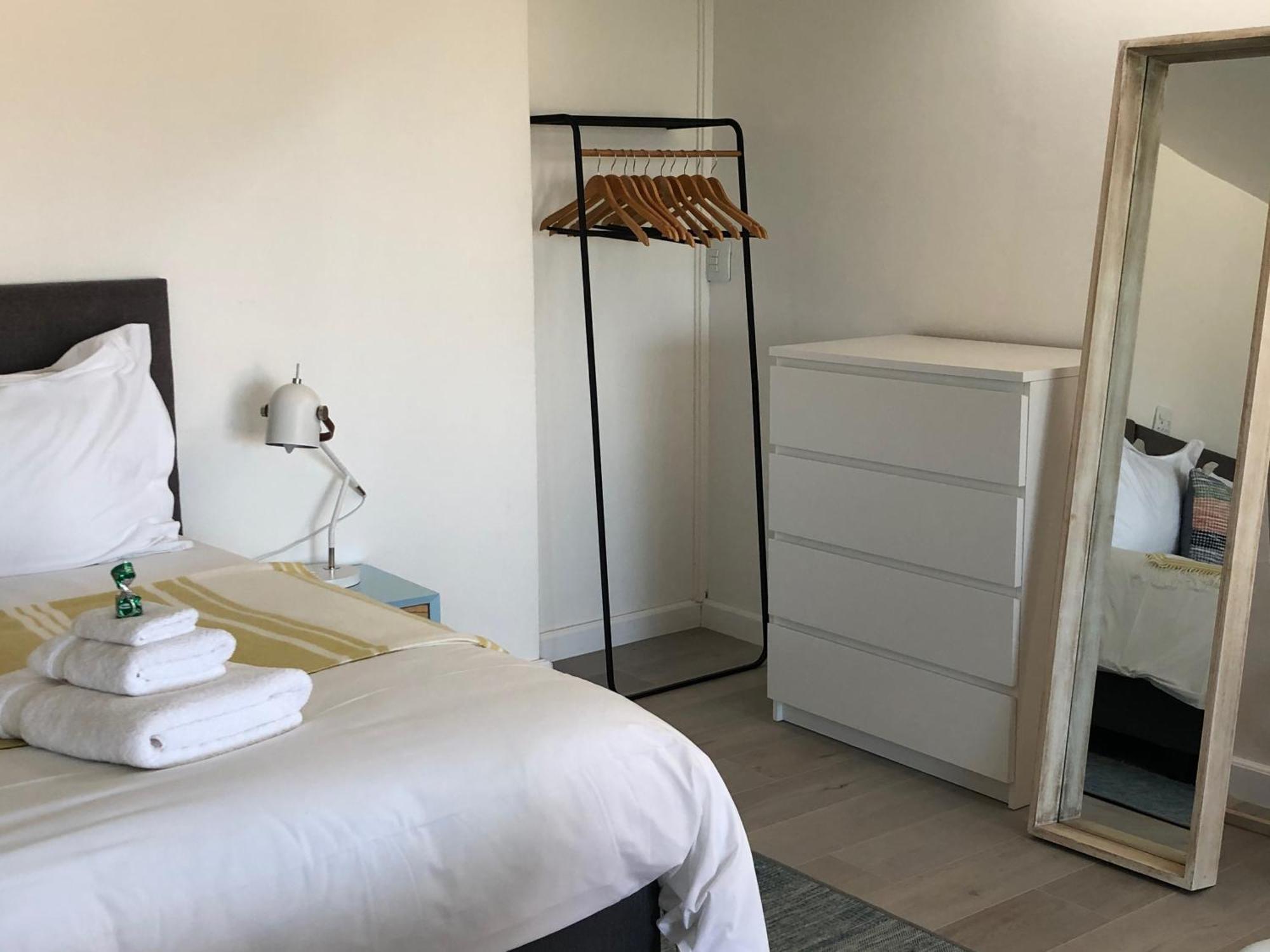 Karee Manor Guesthouse Стилбай Стая снимка